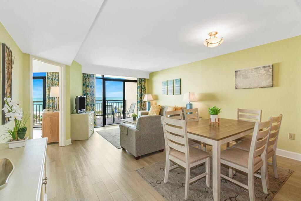 מירטל ביץ' Breathtaking Oceanfront Suite Grand Cayman 451 מראה חיצוני תמונה